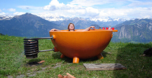 The dutch tub
